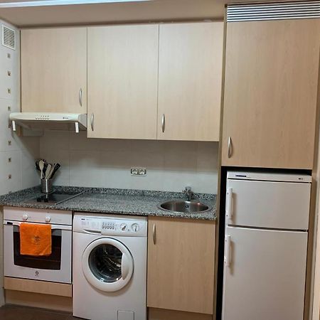 Apartamento Mota-2 Huca-Los Prados; Parking Y Wifi Gratis Oviedo Exterior foto