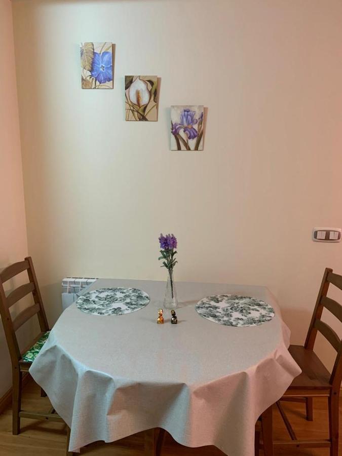 Apartamento Mota-2 Huca-Los Prados; Parking Y Wifi Gratis Oviedo Exterior foto